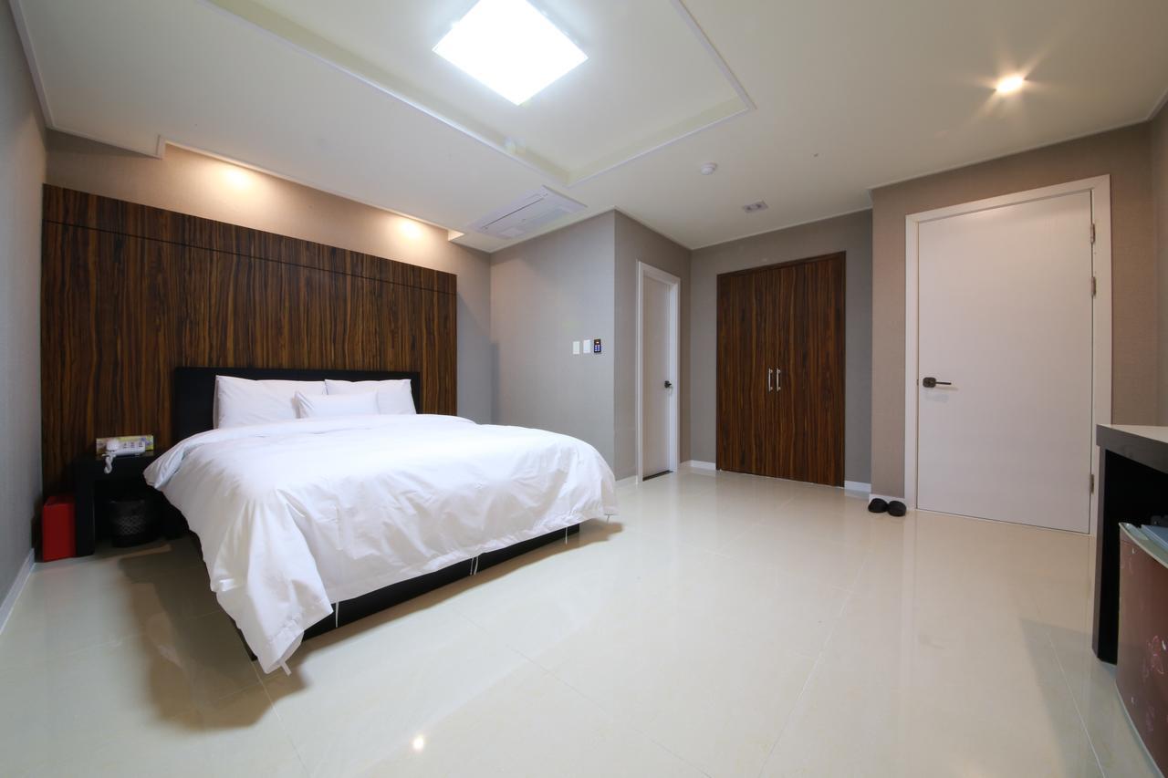 Hotel Flex Suwon Exterior photo