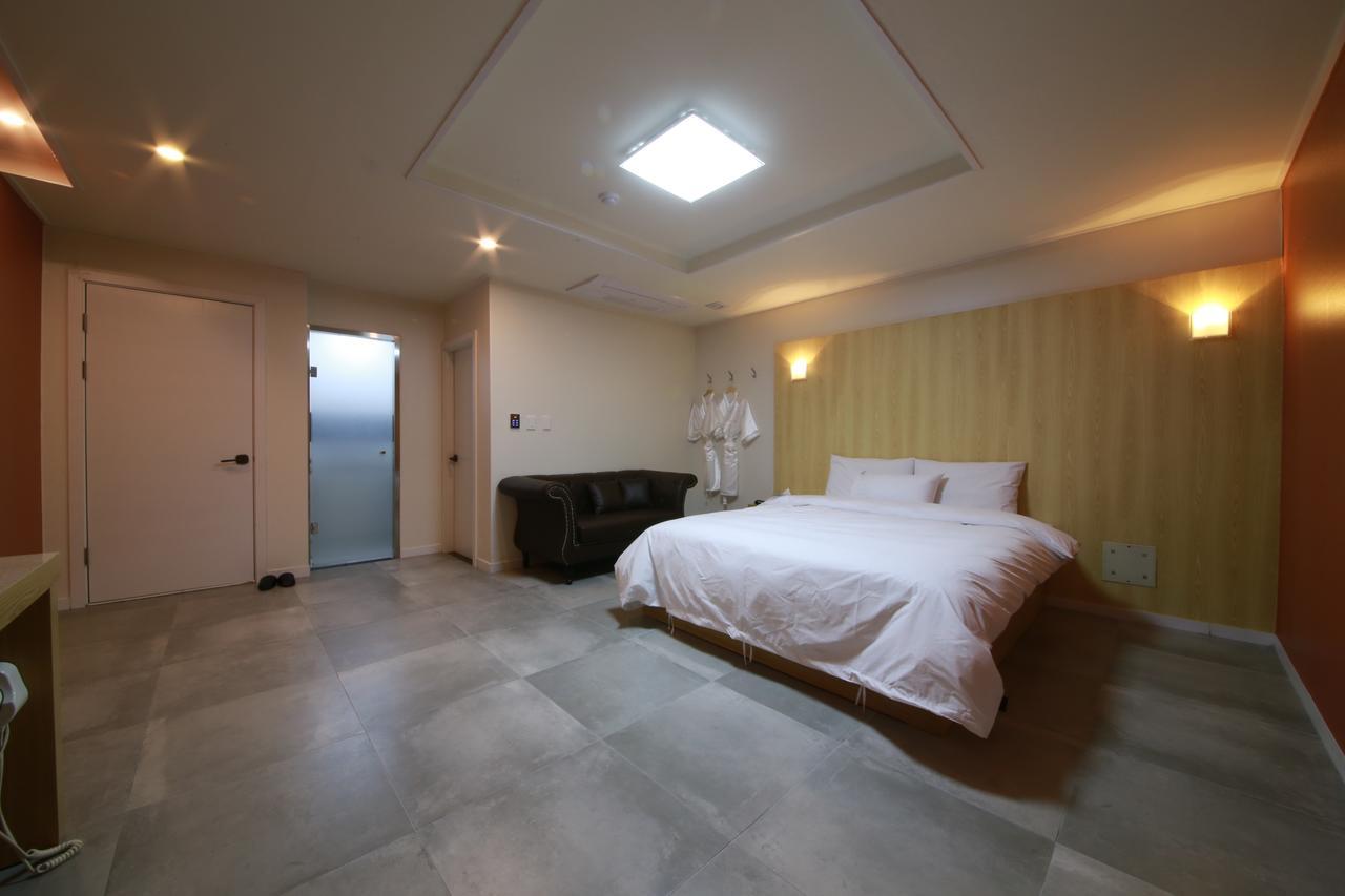 Hotel Flex Suwon Exterior photo